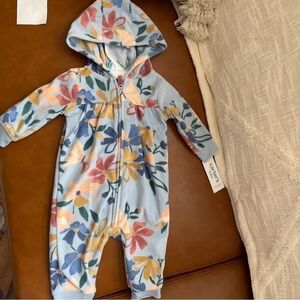 Carter’s Baby Floral Fleece Jumpsuit size 6 months